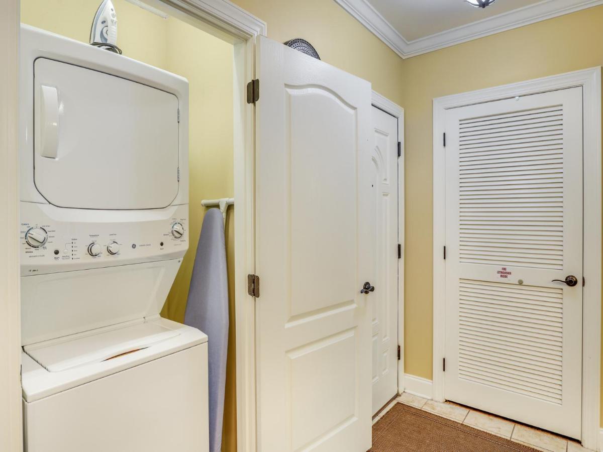 Downtown Delight, 2 Bedrooms, Pool, Hot Tub, Sleeps 6 Gatlinburg Extérieur photo