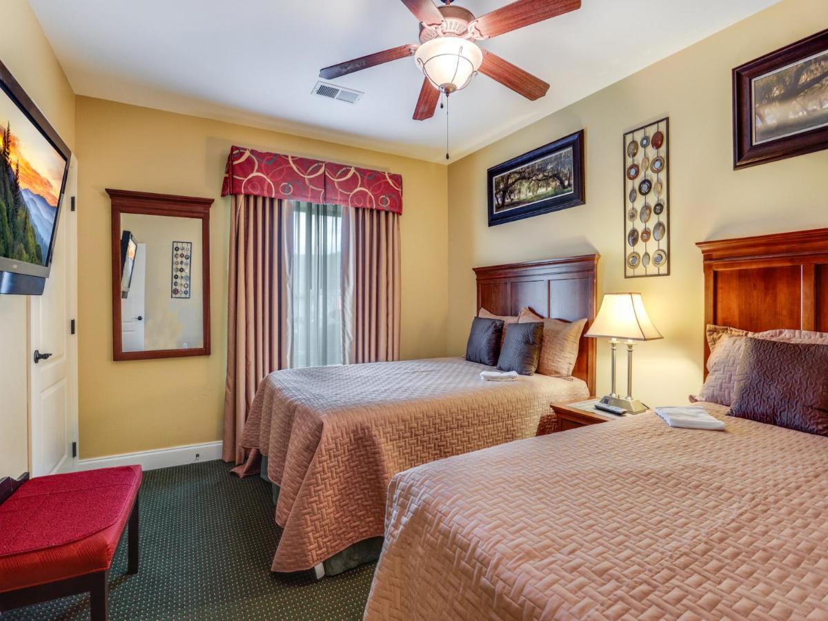 Downtown Delight, 2 Bedrooms, Pool, Hot Tub, Sleeps 6 Gatlinburg Extérieur photo